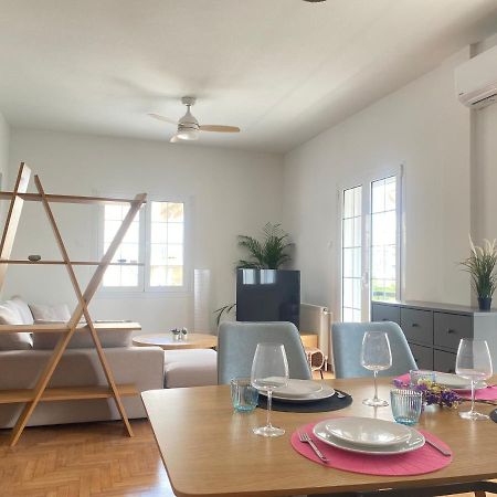 Faliro Comfort Apartment 10 Mins Walking To The Beach Atene Esterno foto