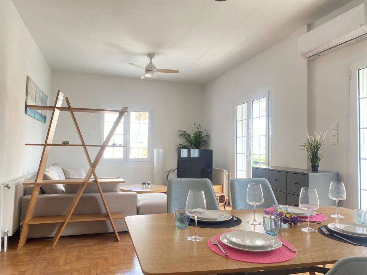 Faliro Comfort Apartment 10 Mins Walking To The Beach Atene Esterno foto
