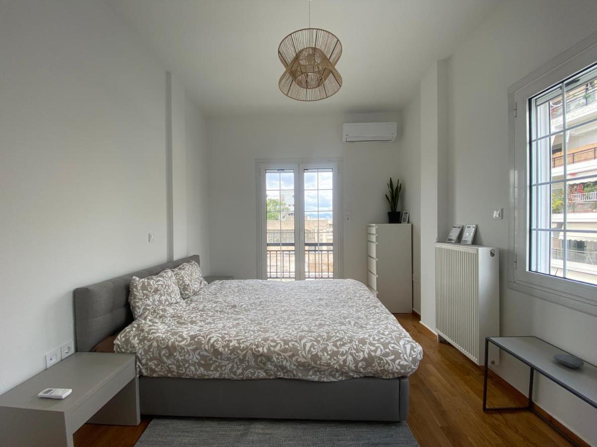 Faliro Comfort Apartment 10 Mins Walking To The Beach Atene Esterno foto